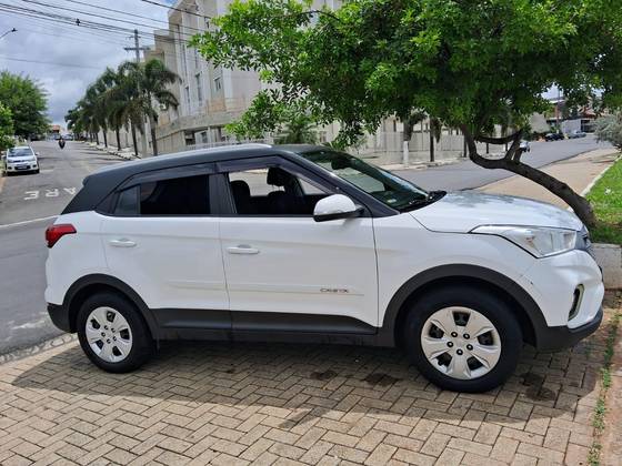 HYUNDAI CRETA 1.6 16V FLEX ATTITUDE AUTOMÁTICO HYUNDAI CRETA 1.6 16V FLEX ATTITUDE AUTOMÁTICO